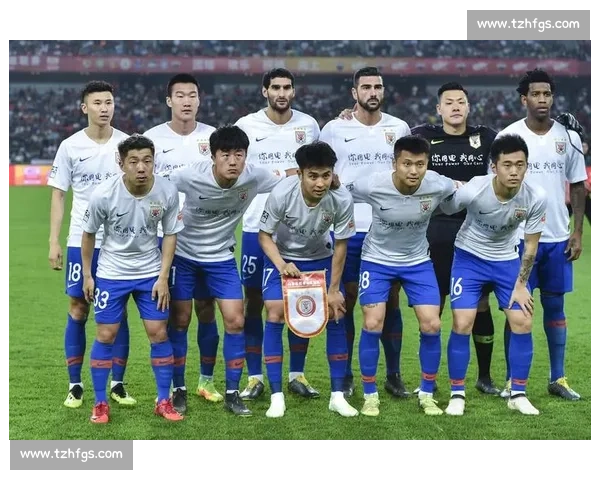 回望2014中超巅峰对决广州恒大与山东鲁能的经典碰撞与战术较量